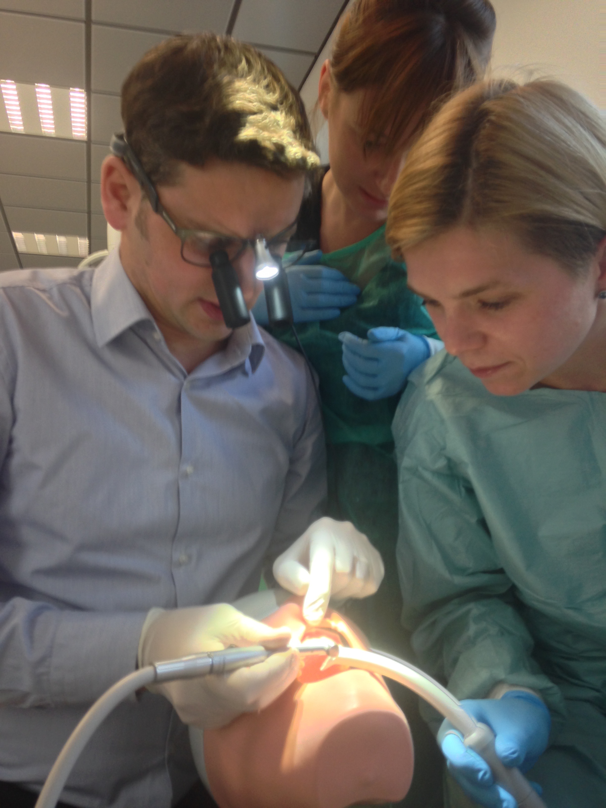 IMG 3841 - Szkolenia – implantologia, protetyka, stomatologia, ortodoncja – Katowice